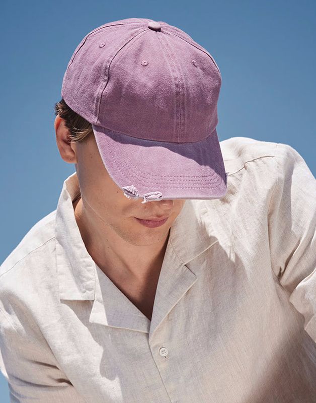 CASQUETTE EFFET DÉCHIRÉ