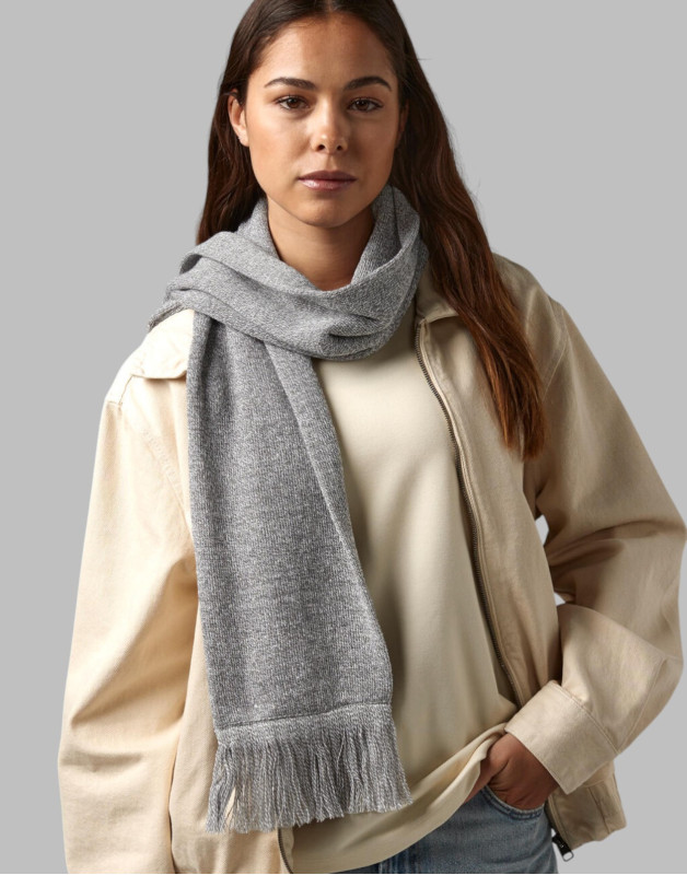 ÉCHARPE EN MAILLE CLASSIQUEB470Beechfield