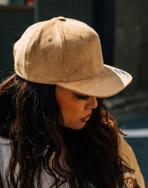 SUEDE LEATHER TRUCKER CAP6606SUFlexfit