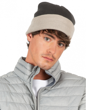 BONNET BICOLORE AVEC REVERS